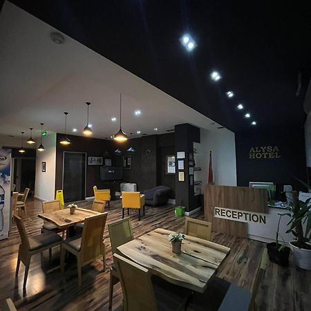 Hotel Alysa คอร์เชอ ภายนอก รูปภาพ