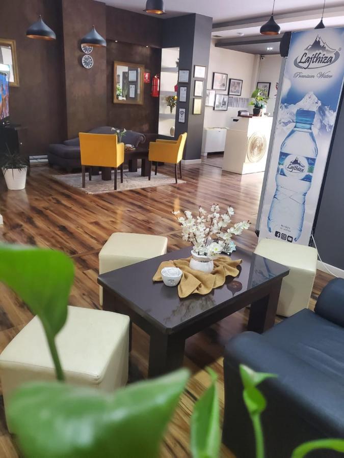 Hotel Alysa คอร์เชอ ภายนอก รูปภาพ