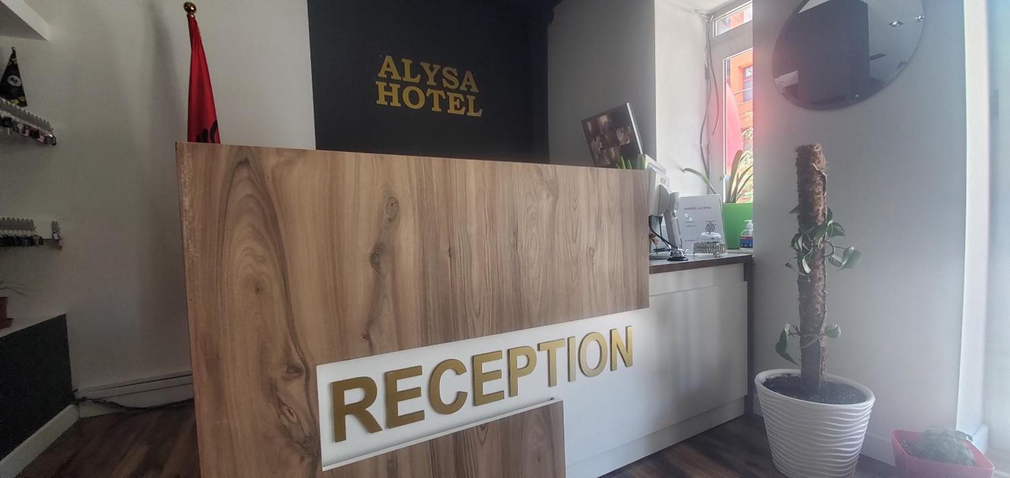 Hotel Alysa คอร์เชอ ภายนอก รูปภาพ