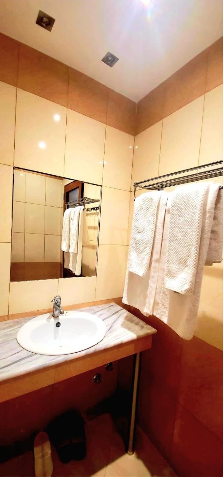 Hotel Alysa คอร์เชอ ภายนอก รูปภาพ