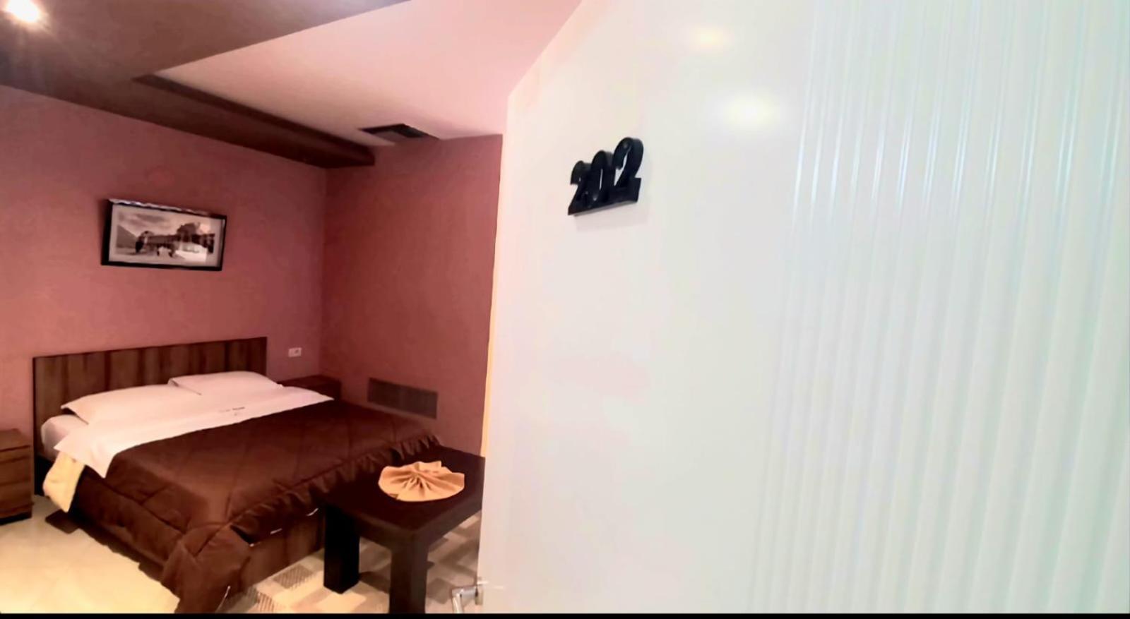 Hotel Alysa คอร์เชอ ภายนอก รูปภาพ